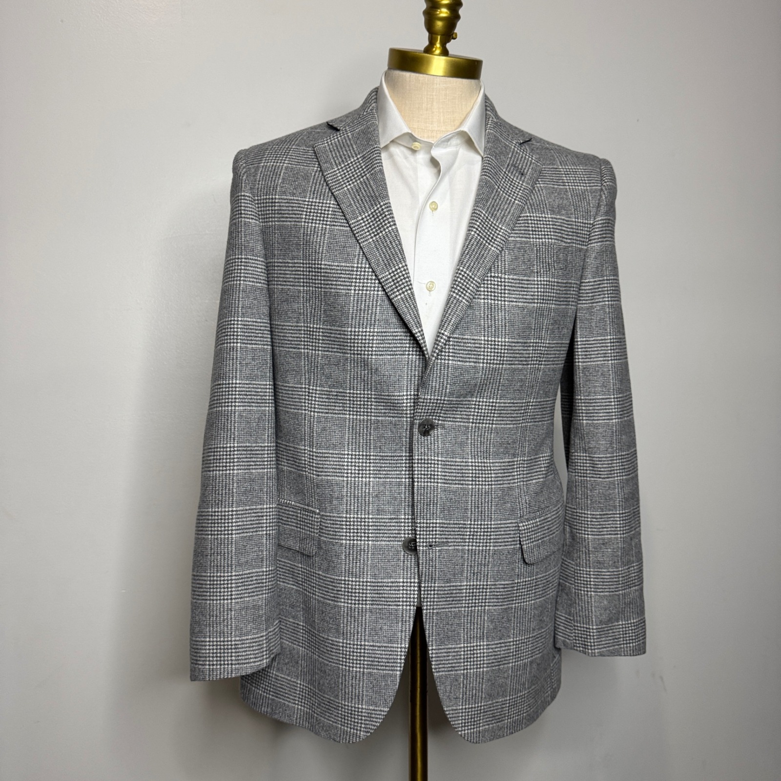 Facconable Mens Blazer Jacket Gray Plaid Wool Silk Blend Size 40r Fb1109